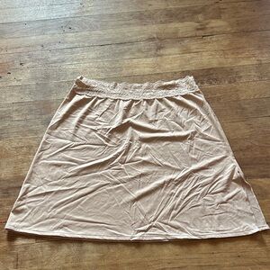 Vassarette Nude A-Line Slip Skirt with Lace Waist and Small Slit - M